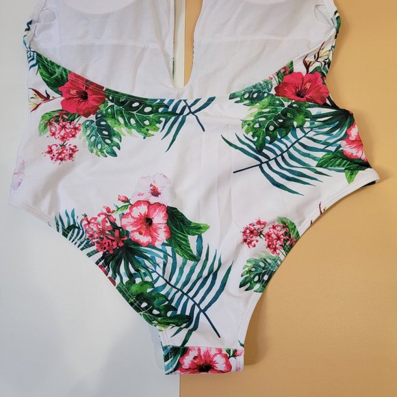 Begonia.K  Tropical Print Deep V-Neck Criss Cross Floral One Piece Swimsuit NEW - Picture 9 of 12